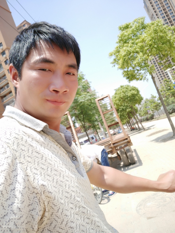 勇哥的第一张照片--常州相亲服务中心