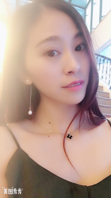 隨風的云的第一张照片--常州相亲服务中心