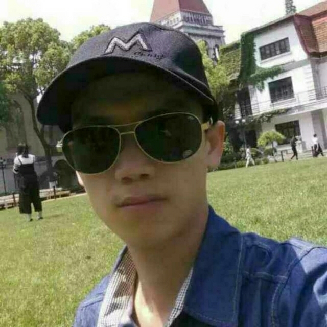 龙小华的第一张照片--常州相亲服务中心