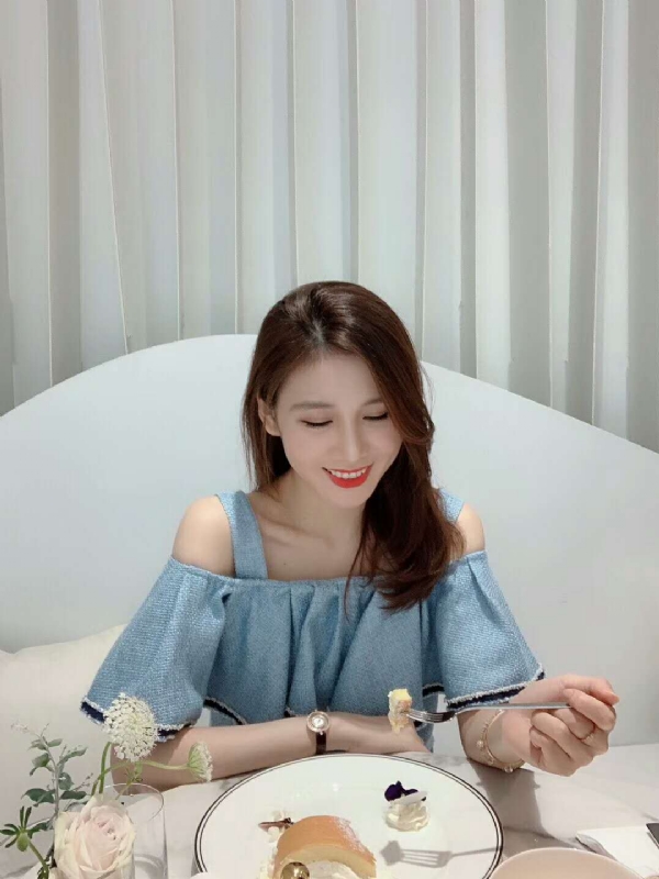 Emily的第三张照片--常州相亲服务中心