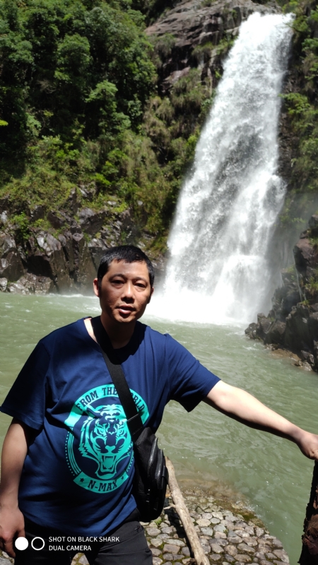 石头的第一张照片--常州相亲服务中心