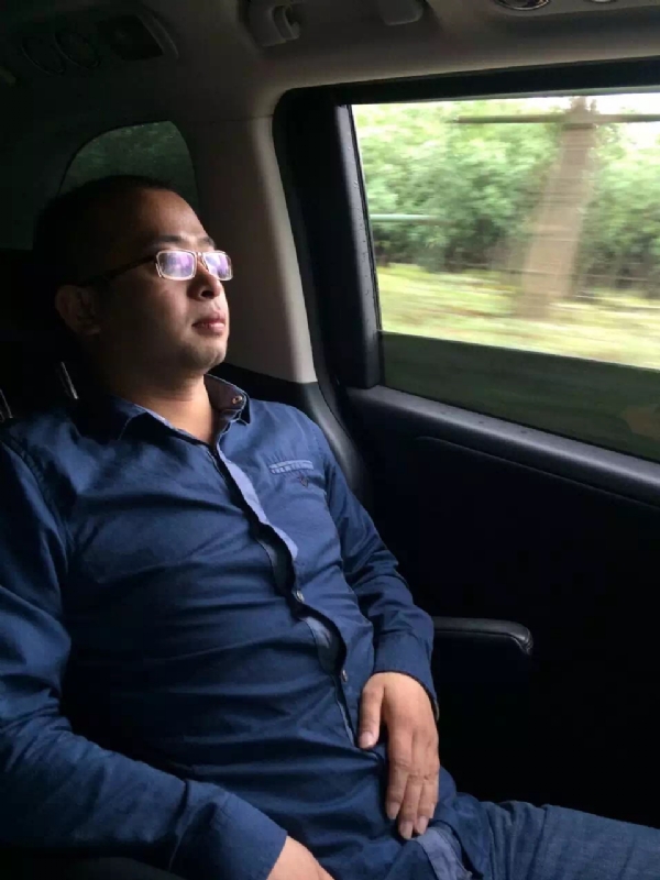 世界那么大的第三张照片--常州相亲服务中心