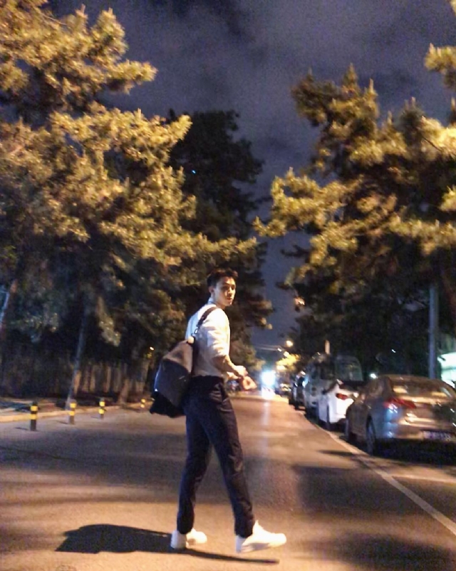 深海的第二张照片--常州相亲服务中心