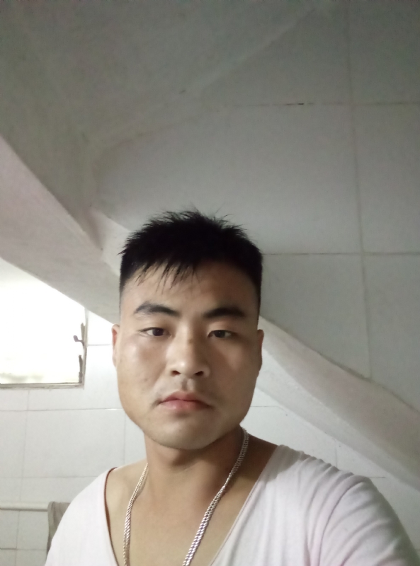 落叶知秋的第一张照片--常州相亲服务中心