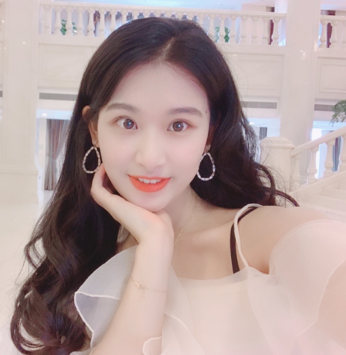 薇信zsqyaer的第一张照片--常州相亲服务中心