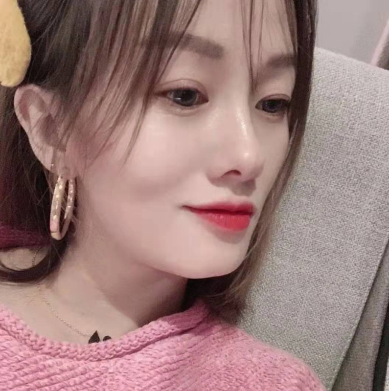 微醺的笑容的第一张照片--常州相亲服务中心