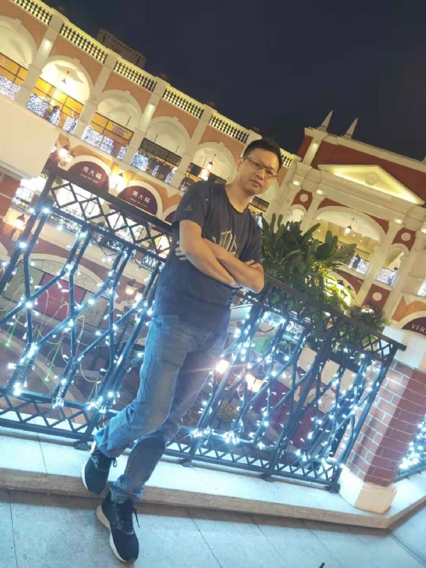 落单恋人的第一张照片--常州相亲服务中心