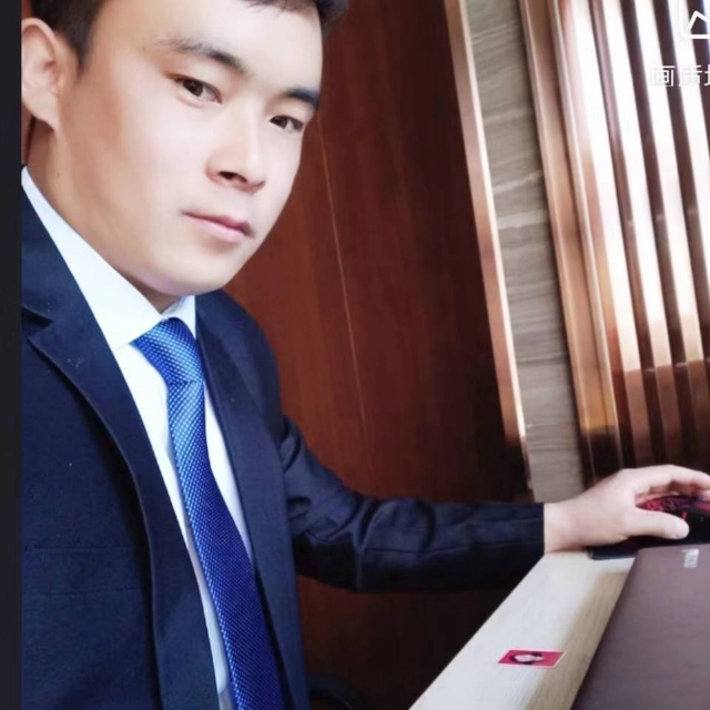 会哭的幸福的第一张照片--常州相亲服务中心