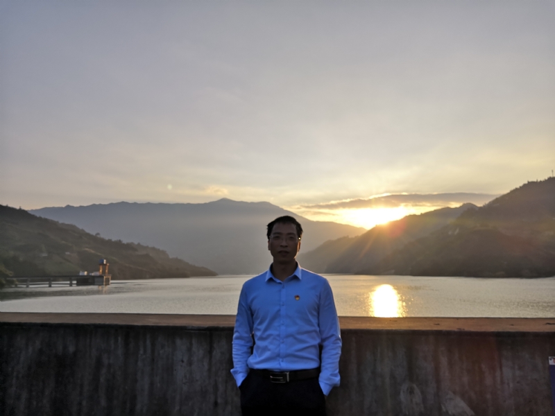 庸人自扰的第一张照片--常州相亲服务中心