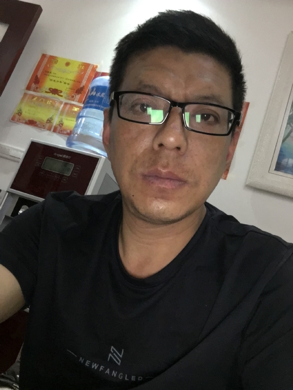 牵手的第三张照片--常州相亲服务中心