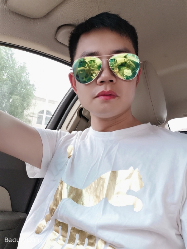 奋斗的第一张照片--常州相亲服务中心