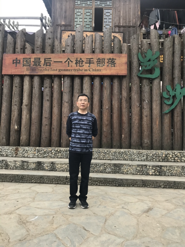 屯里的富豪的第一张照片--常州相亲服务中心