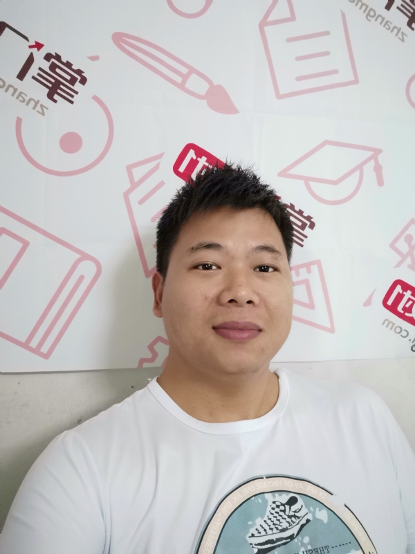 轻静地行走着的第一张照片--常州相亲服务中心