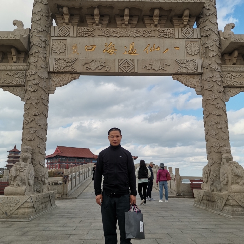 向日葵的微笑的第一张照片--常州相亲服务中心