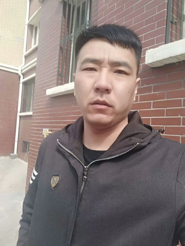 谁伴我闯荡的第一张照片--常州相亲服务中心