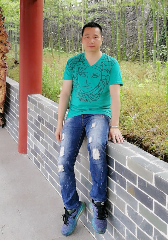 缘分不易的第一张照片--常州相亲服务中心