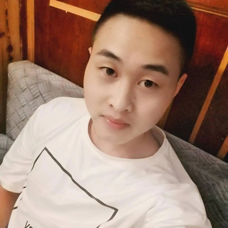 娃娃脸小爸爸的第二张照片--常州相亲服务中心