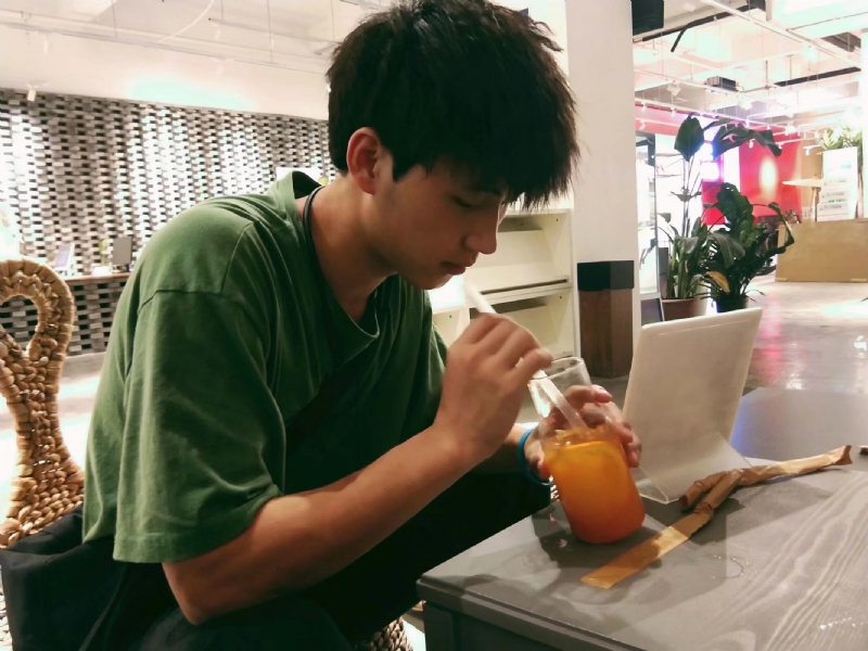 一花一世界的第二张照片--常州相亲服务中心