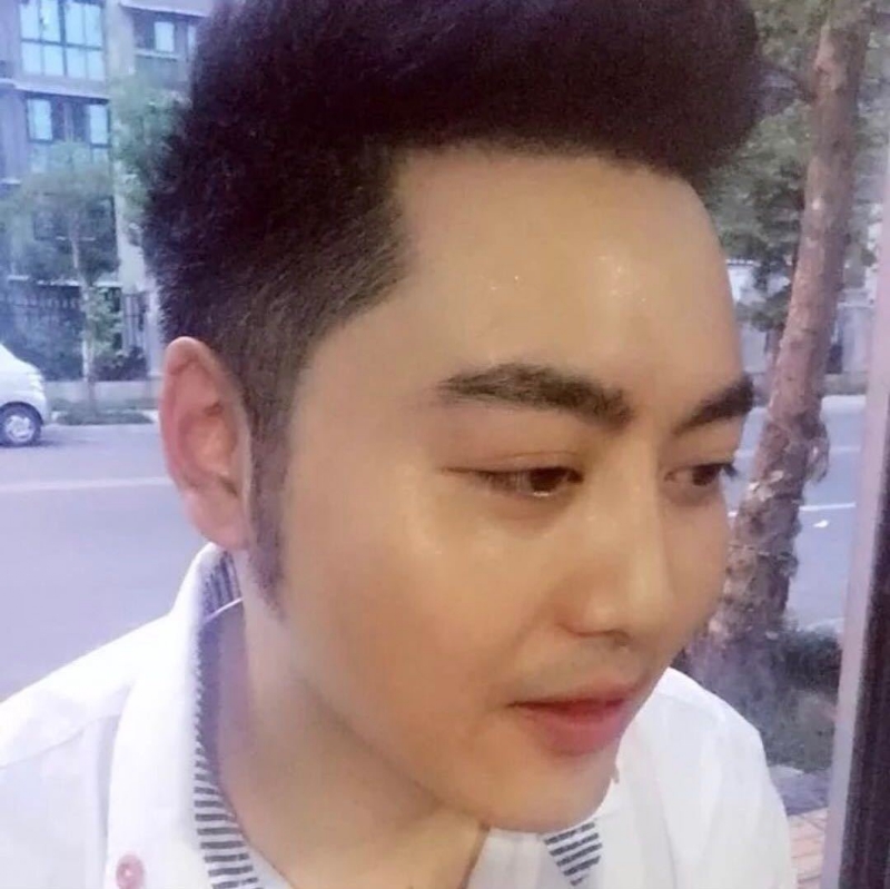 加油吧少年的第二张照片--常州相亲服务中心