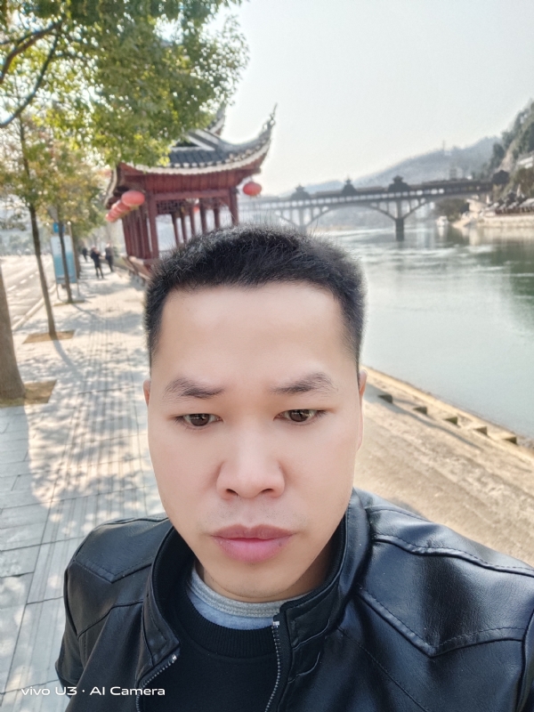 啊锦的第二张照片--常州相亲服务中心