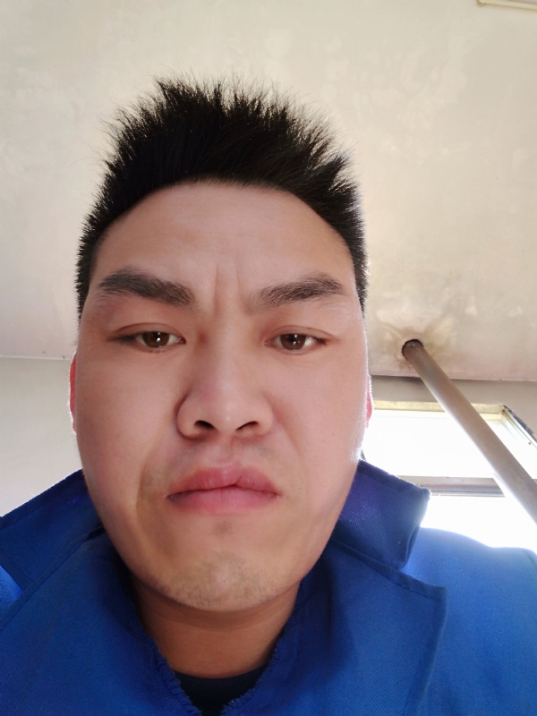 太阳红的第二张照片--常州相亲服务中心