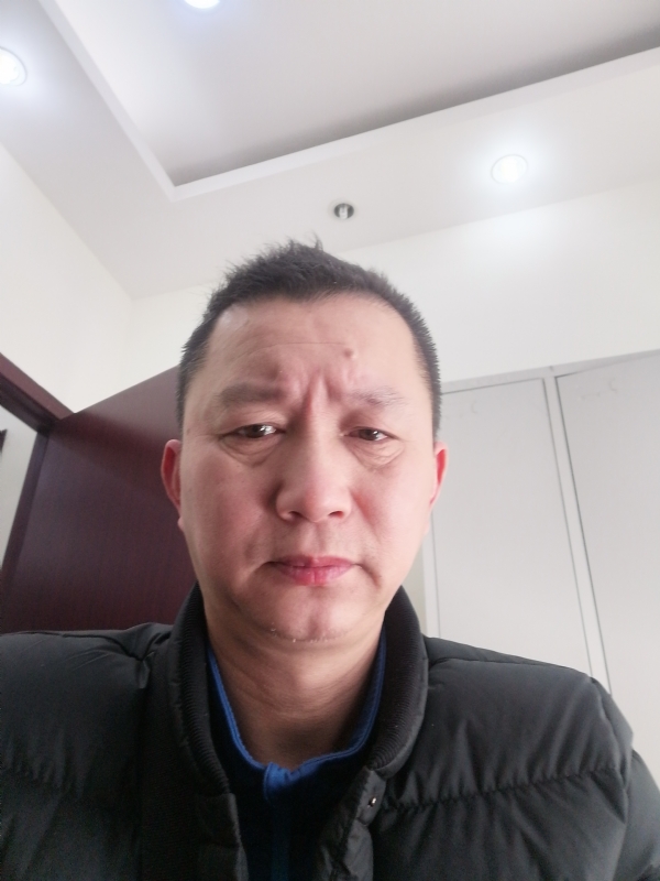 相视而笑的第一张照片--常州相亲服务中心