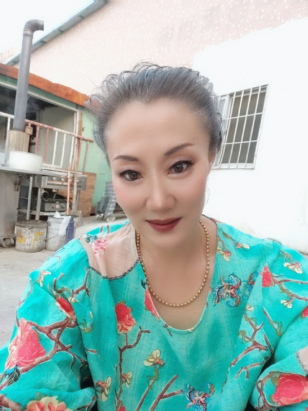 燕子的第三张照片--常州相亲服务中心