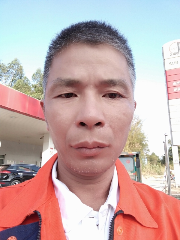 静候缘分的第一张照片--常州相亲服务中心