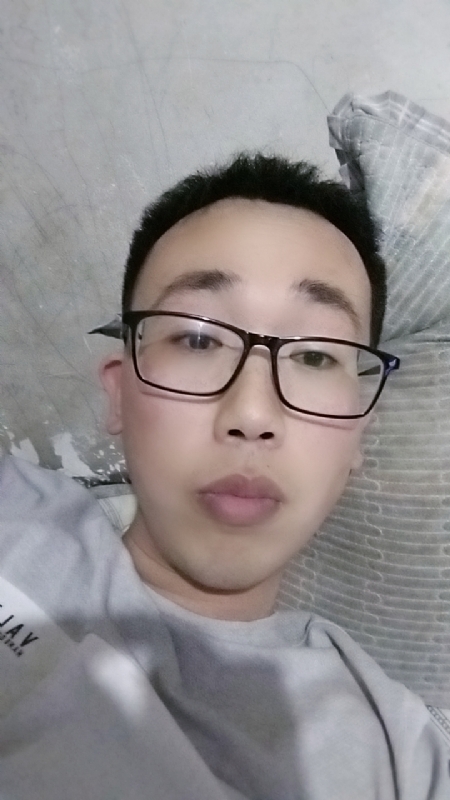 喜欢比我大的女人的第一张照片--常州相亲服务中心