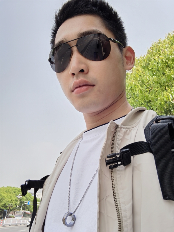 残花落陌,的第一张照片--常州相亲服务中心