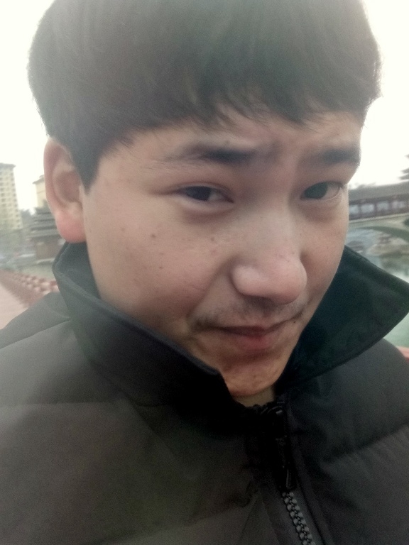 侗族青年作家超超的第二张照片--常州相亲服务中心