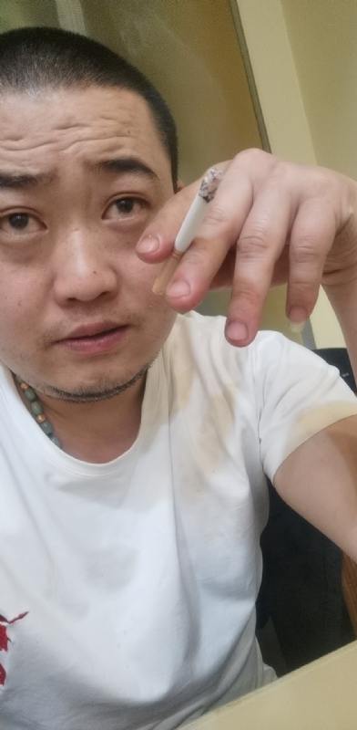 孤独的螃蟹的第一张照片--常州相亲服务中心