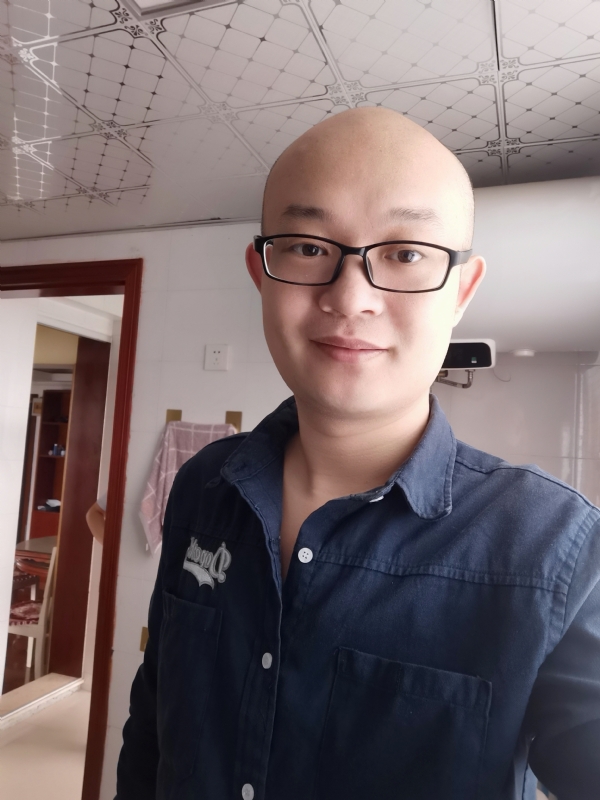 凝望远方的第一张照片--常州相亲服务中心