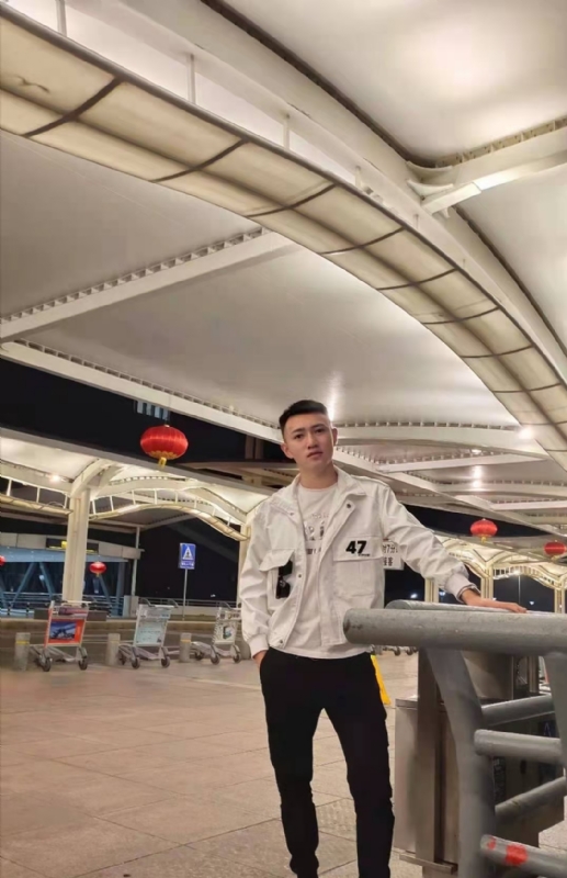 猕猴的第一张照片--常州相亲服务中心