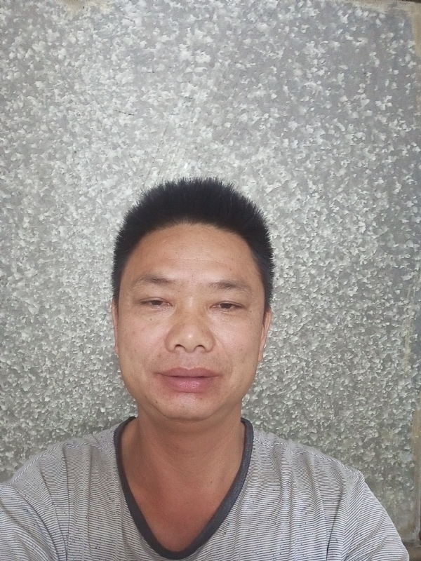 白茫茫的第一张照片--常州相亲服务中心