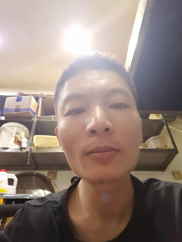 邹先生的第二张照片--常州相亲服务中心