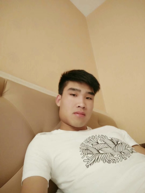 谁不曾孤单上路的第一张照片--常州相亲服务中心