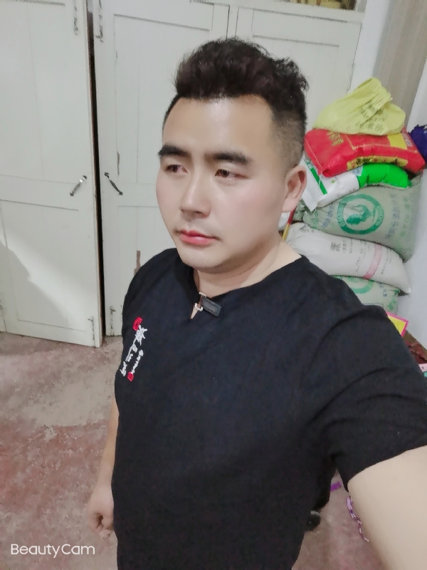 阿杰的第一张照片--常州相亲服务中心