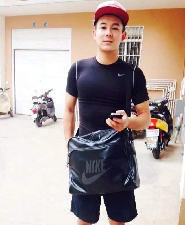 花花是只狗的第一张照片--常州相亲服务中心