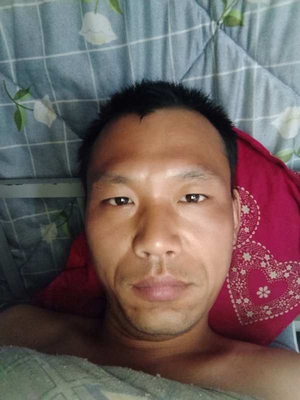 弘扬的第一张照片--常州相亲服务中心