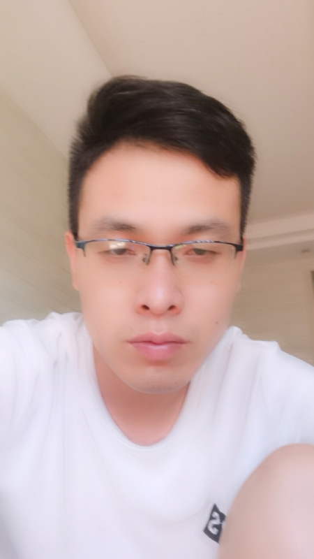 携一人白首的第一张照片--常州相亲服务中心