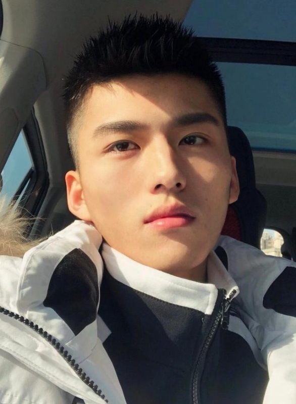 飞翔的第一张照片--常州相亲服务中心