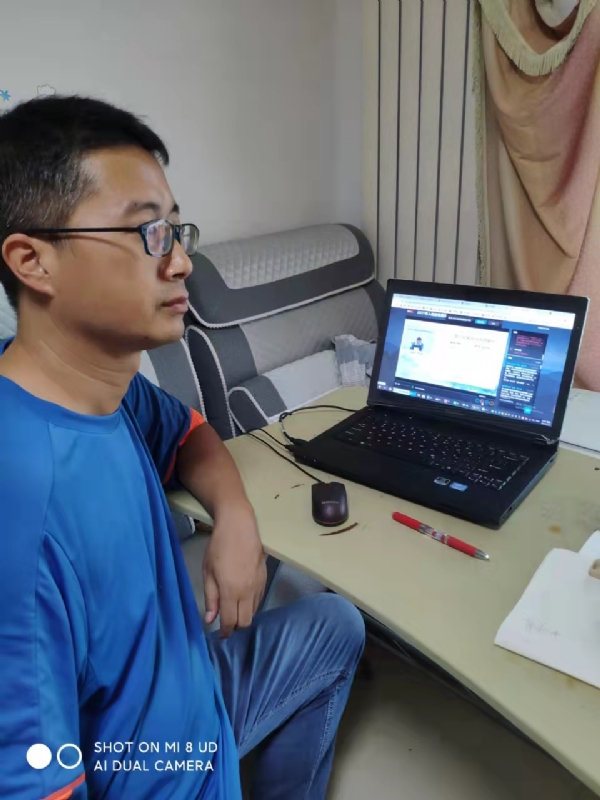 高锰酸钾的紫的第一张照片--常州相亲服务中心