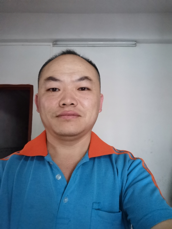 与子携老的第六张照片--常州相亲服务中心