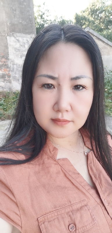 乖乖一女的第一张照片--常州相亲服务中心