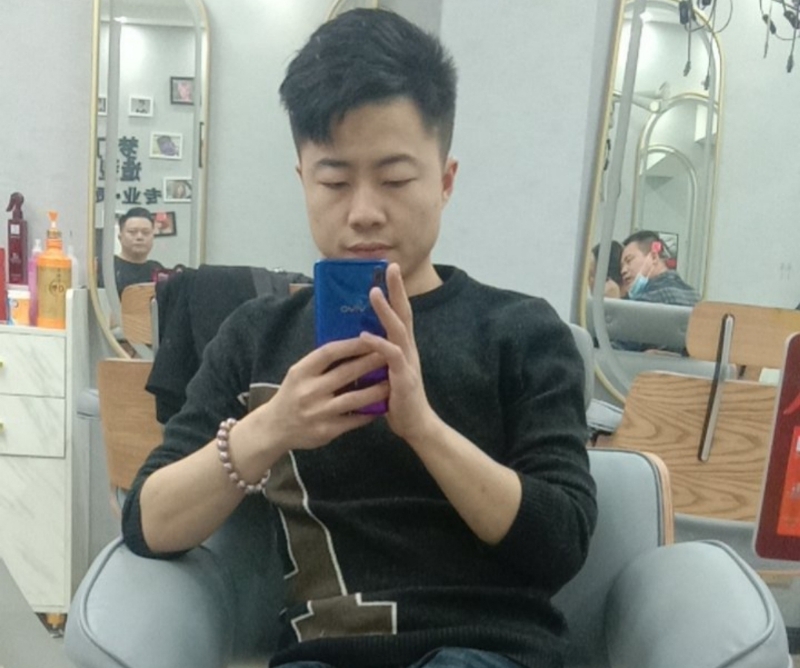 无法自拔的第一张照片--常州相亲服务中心