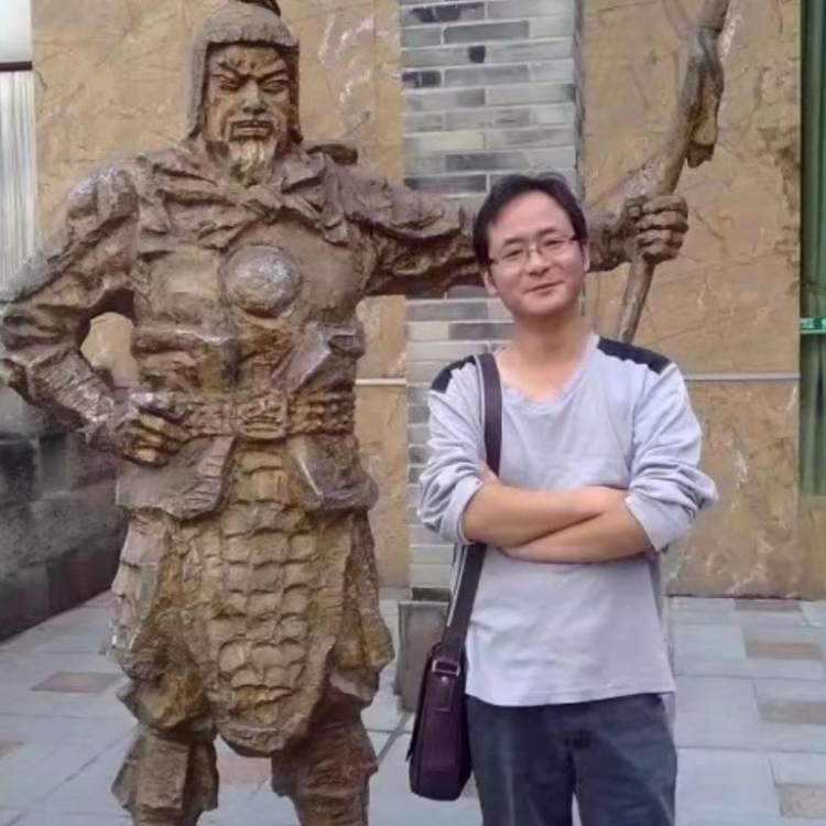 孤狼的第三张照片--常州相亲服务中心