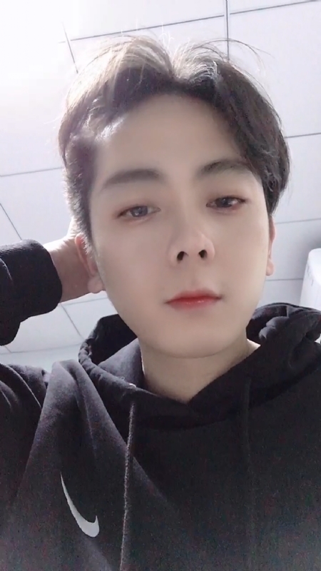 鹤枫的第一张照片--常州相亲服务中心