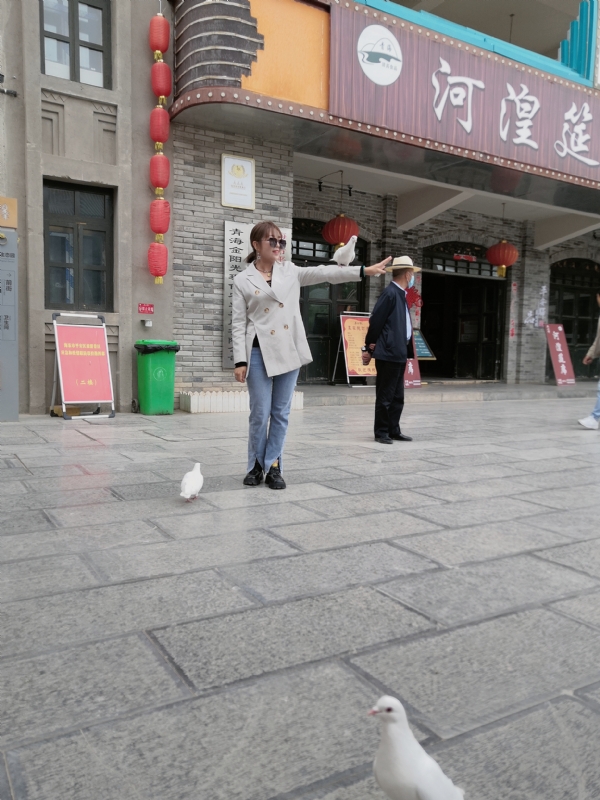 艳艳的第一张照片--常州相亲服务中心