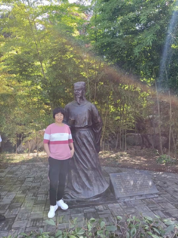 秋天的菊花的第一张照片--常州相亲服务中心